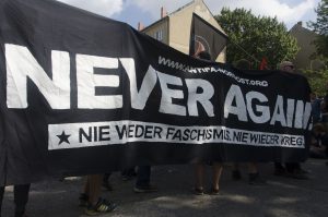 Antifaschistische Kundgebung in Berlin-Pankow, am 29. August 2015, Foto: AG Timur und sein Trupp