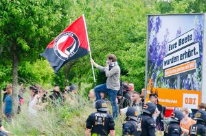 Antifaschistische Blockaden in Neuruppin/Brandenburg am 6. Juni 2015, Foto: AG Timur und sein Trupp 2012